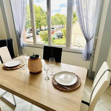Le Magaline Apartment Sainte-Savine Екстериор снимка