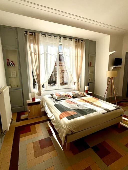 Le Magaline Apartment Sainte-Savine Екстериор снимка
